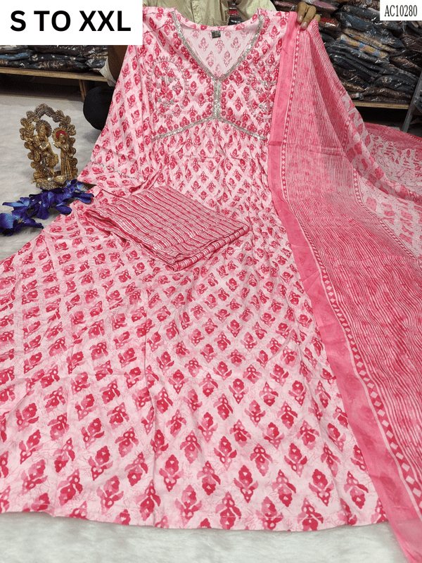 Vastra Collection heavy Aliacut kurta pant set with dupatta in size S to XXL, featuring intricate design and traditional styling.
