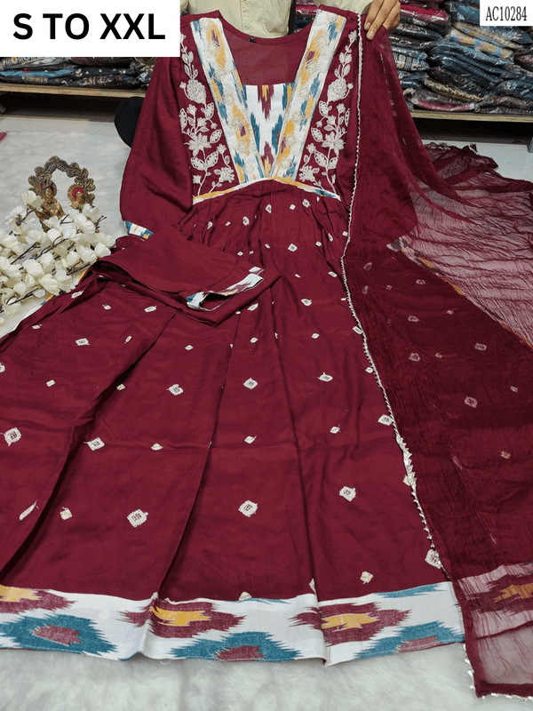 Heavy aliacut kurta, pant, and dupatta set in S to XXL size with intricate design by VASTRA COLLECTION.