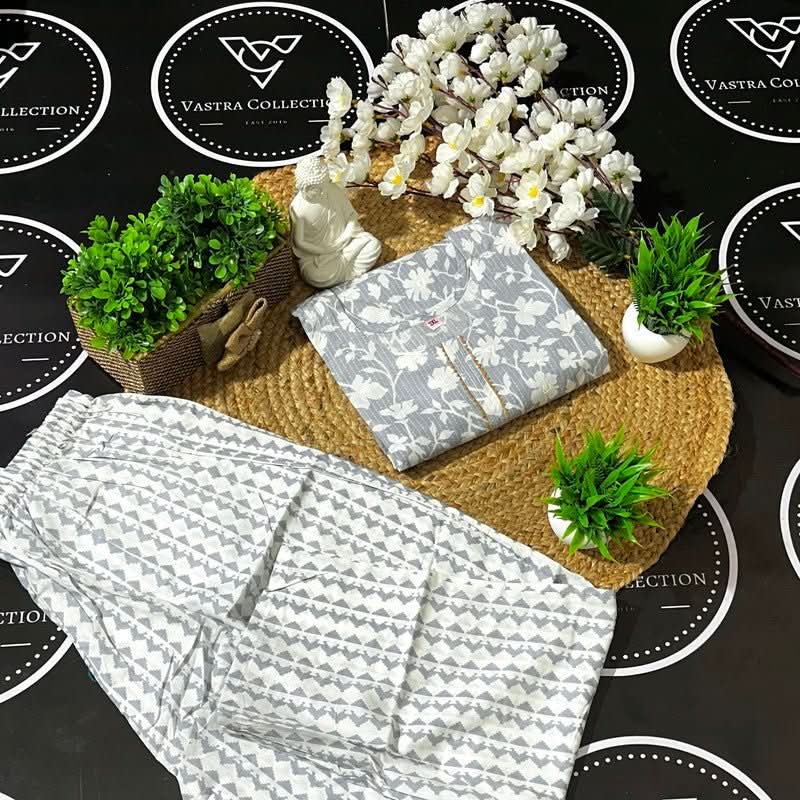 VASTRA COLLECTION readymade kurta and pant set in size S to 6XL, stylish traditional Indian outfit with intricate design.